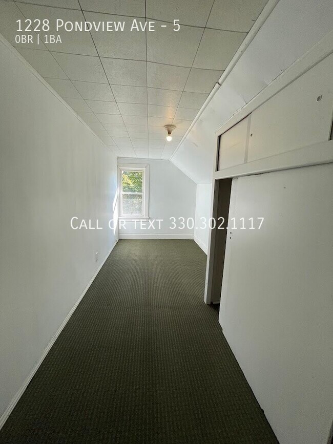 Building Photo - Studio apartment for rent