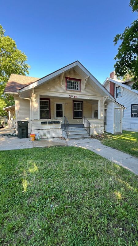 Building Photo - 2049 Worthington Ave