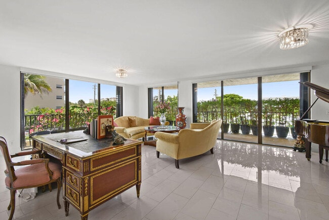 Building Photo - 4000 S Ocean Blvd