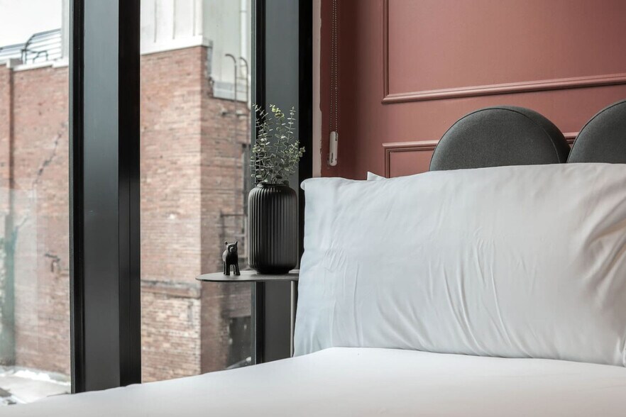 Building Photo - 1704 N 17th St