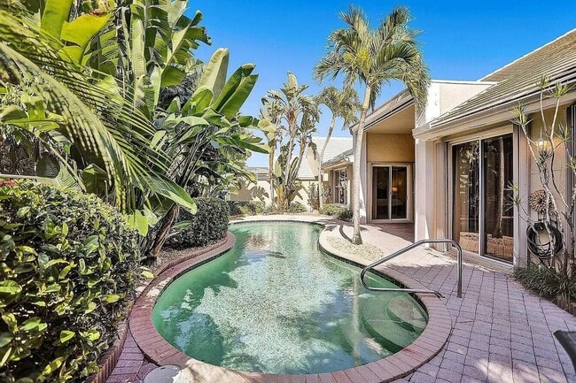 Building Photo - 9119 Baybury Ln