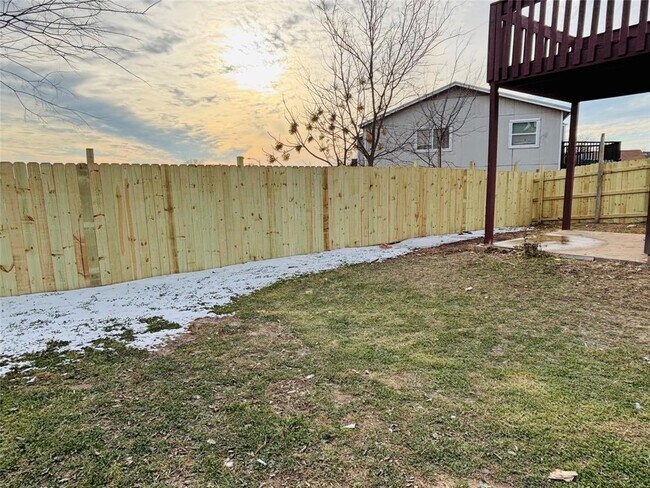 Building Photo - 503 Hardin Ct