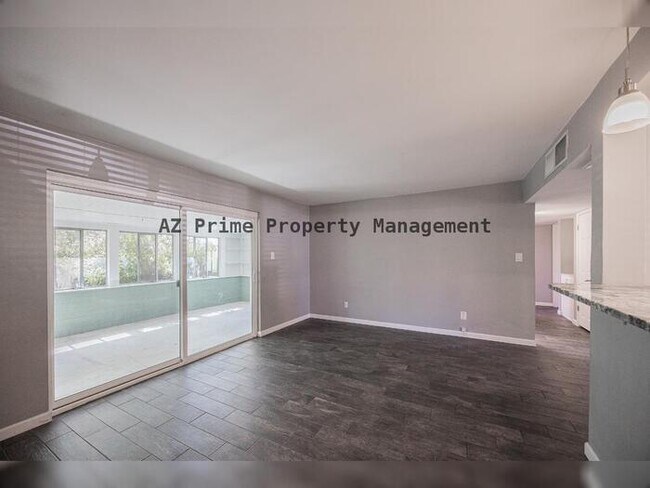 Building Photo - 6521 N 19th Dr