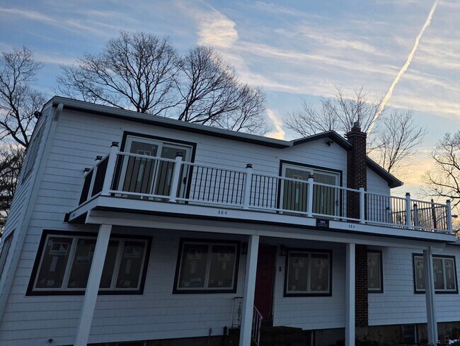 Building Photo - 595 Kingfisher Cir