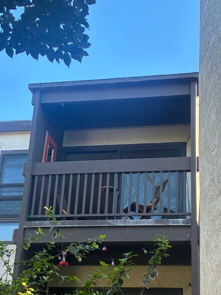 Building Photo - 7742 Redlands St
