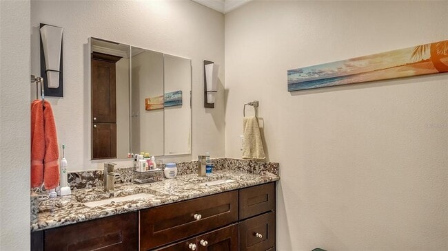 Building Photo - 1611 Clower Creek Dr