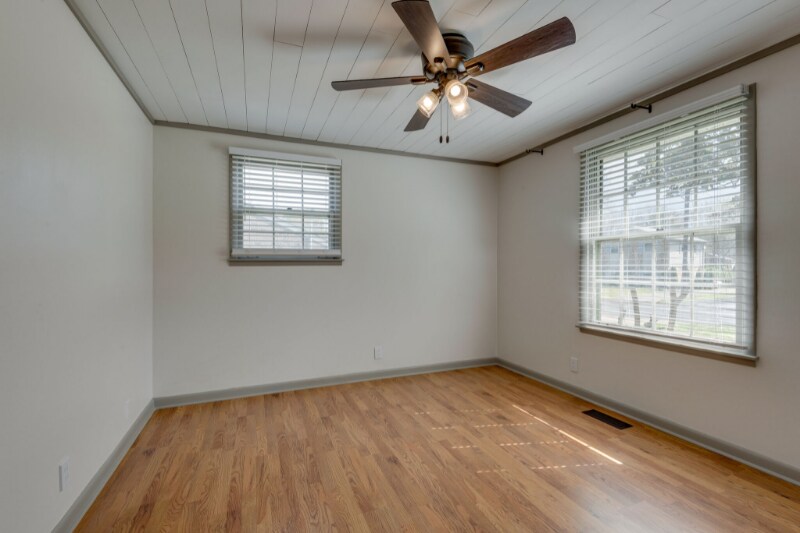 Building Photo - 5413 Country Dr