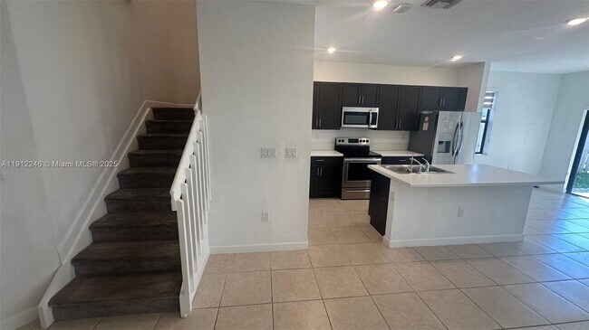 Building Photo - 25282 SW 108th Ave