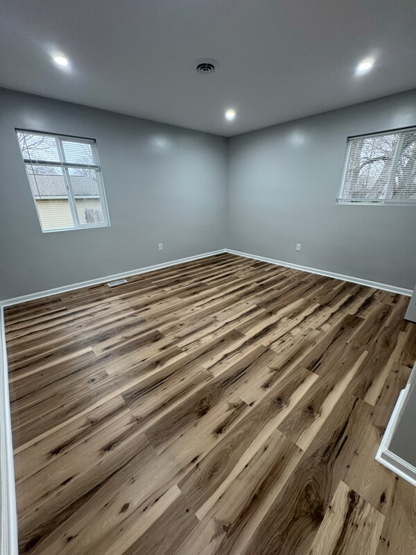 Building Photo - 1282 Lawndale Rd