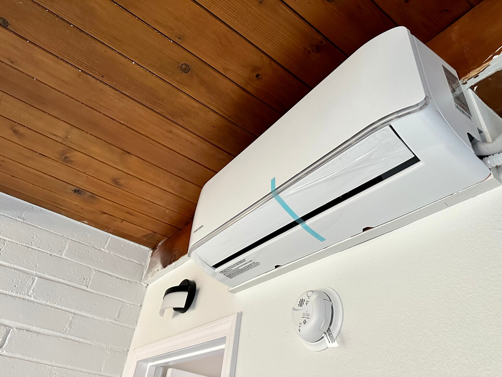 Mini split heating and cooling - 345 E Taylor St
