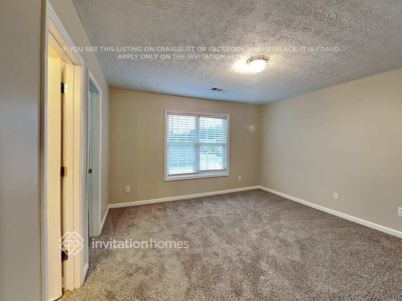 Building Photo - 10153 N Links Dr