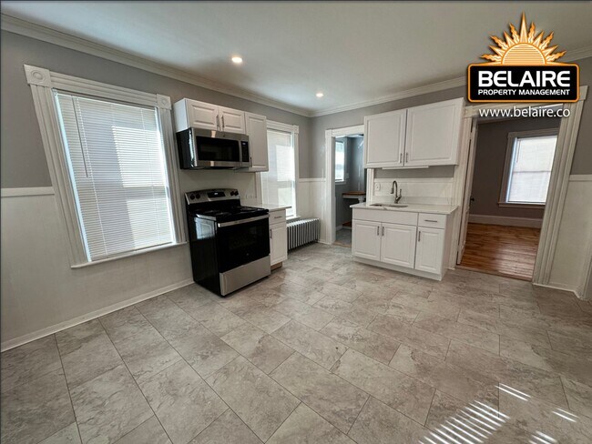 Primary Photo - 17 Boylston St