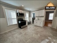 Building Photo - 17 Boylston St