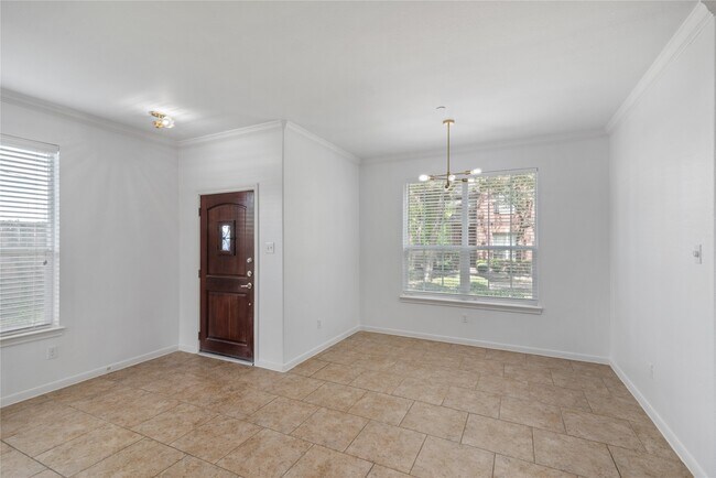 Building Photo - 31 Umbria Ln
