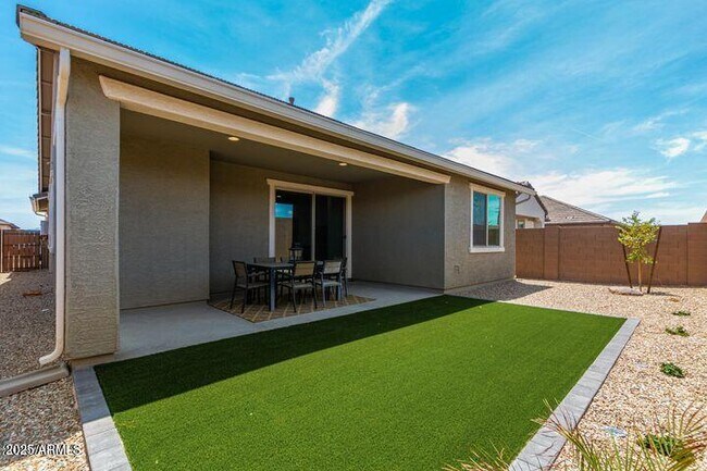 Building Photo - 8914 W Palo Verde Dr