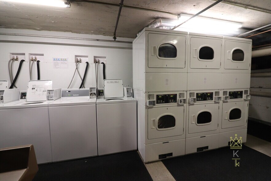 Building Photo - 1949 Commonwealth Ave