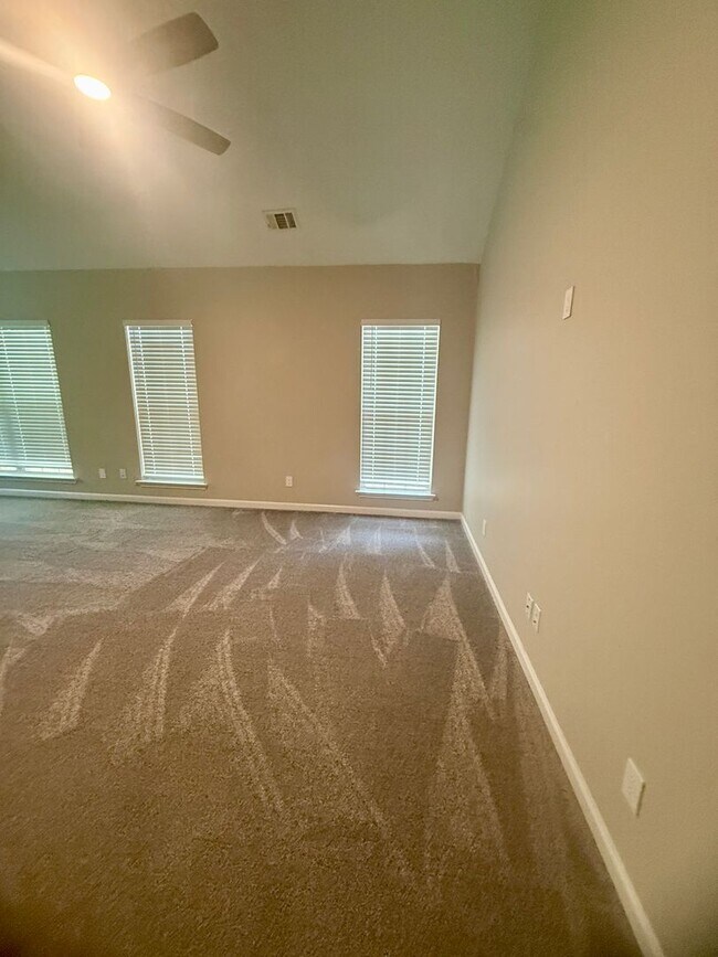 Building Photo - Copper Village Pooler