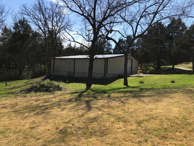 Building Photo - 3 Bedroom 2.5 Bath Home in the country!