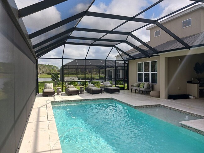 Building Photo - Here is your chance to live in Model Home!...
