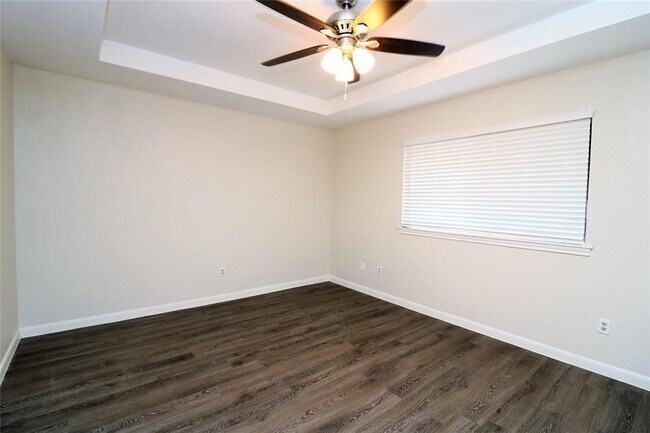 Building Photo - 1227 Homeplex Ct