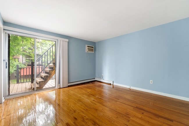 Primary Photo - 511 Park Ave