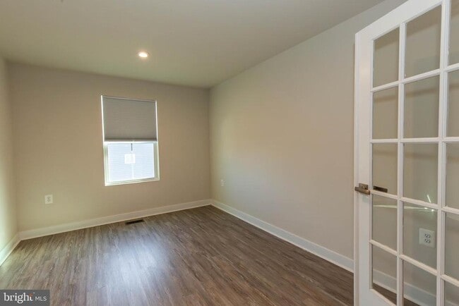 Building Photo - 210 Eternal Way