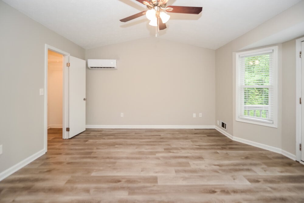 Building Photo - 1658 Eric Cir