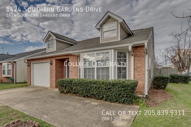 Building Photo - 1424 Southern Gardens Dr