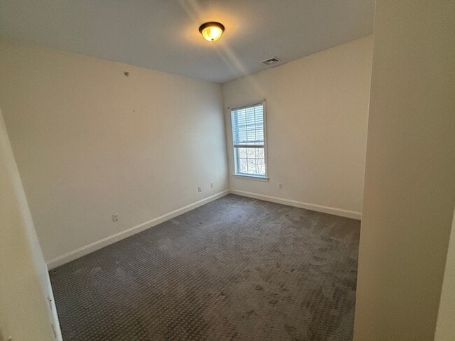 Building Photo - 501 Autumn Ridge Dr