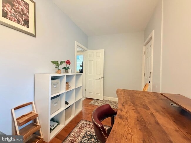 Building Photo - 3119 South Dakota Ave NE