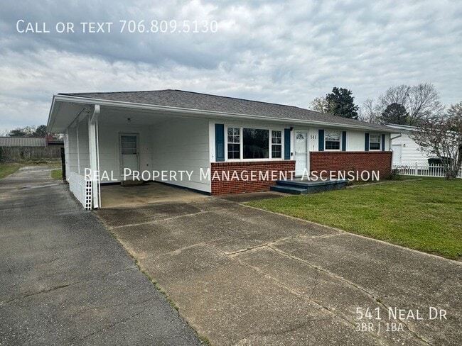 Building Photo - 541 Neal Dr