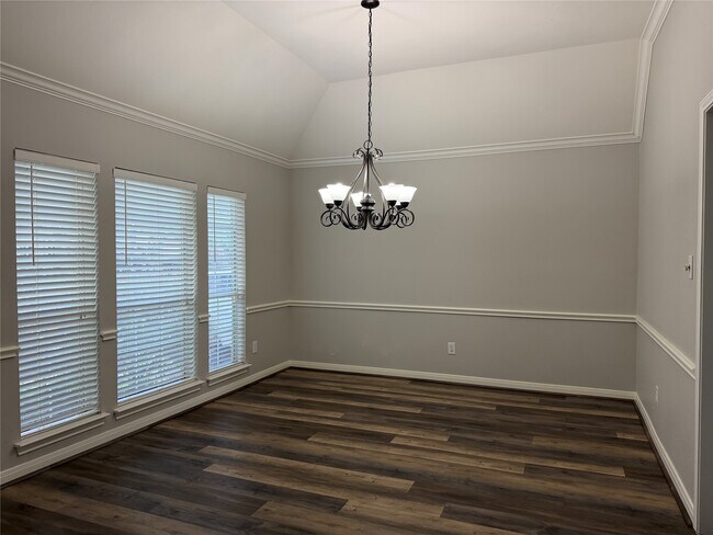 Building Photo - 1510 Flanders Field Ln