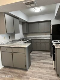 Building Photo - 4444 E Paradise Vlg Pkwy S