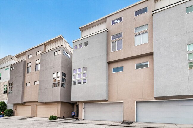 Building Photo - 2352 Sperber Ln