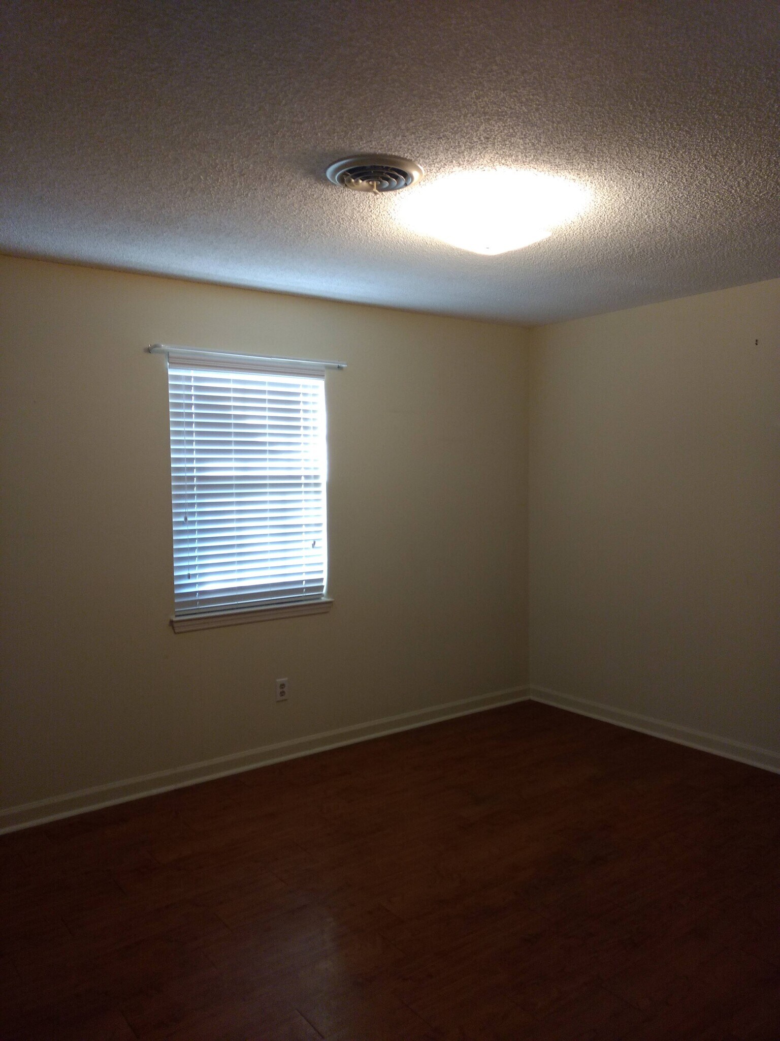 Building Photo - 2480 Andrew Dr NW