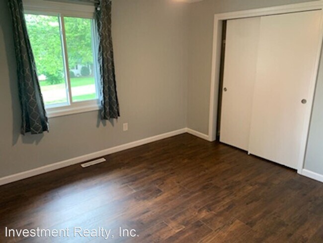 Building Photo - 3 br, 2 bath House - 1863 E Valley Water M...