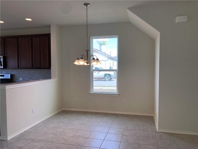 Building Photo - 108 Yellowbark St