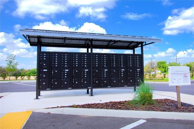 Building Photo - 3396 Lapis Lk Dr