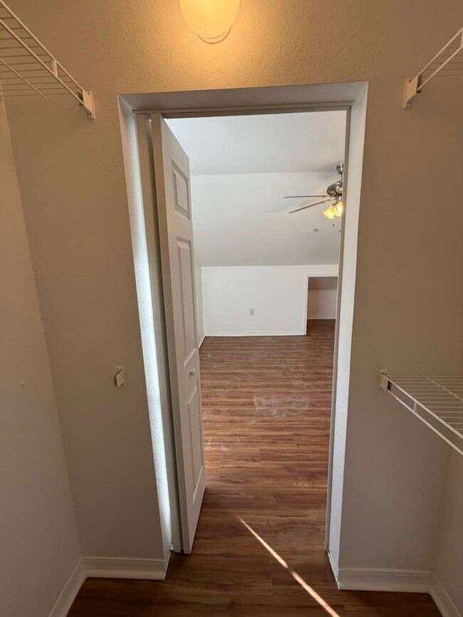 Building Photo - 5117 City St