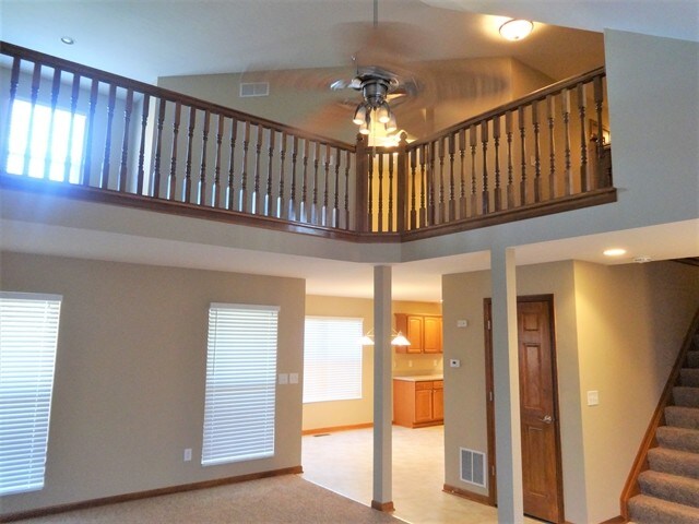 Building Photo - 16 Stoney Bluff Way