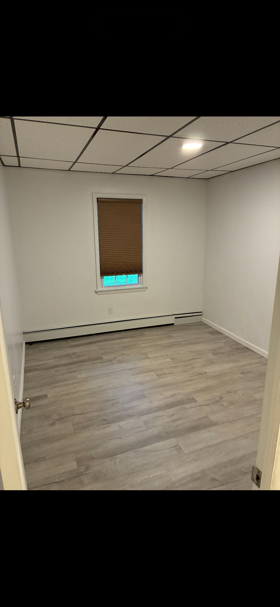 1st bedroom - 3 Ross St