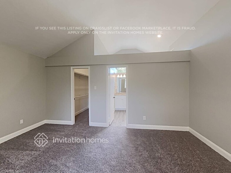 Building Photo - 2512 Vistaview Dr