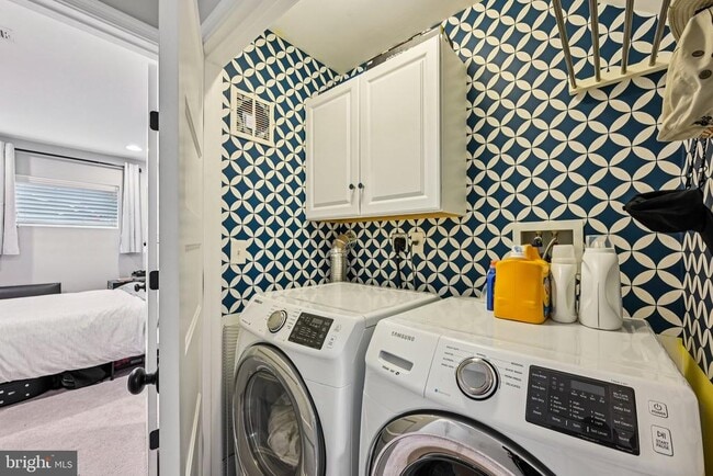 Building Photo - 503 S Bouldin St