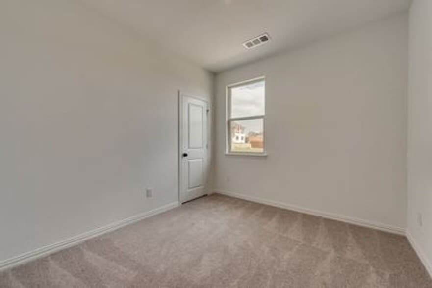 Building Photo - 1011 Hickory Chase Ln