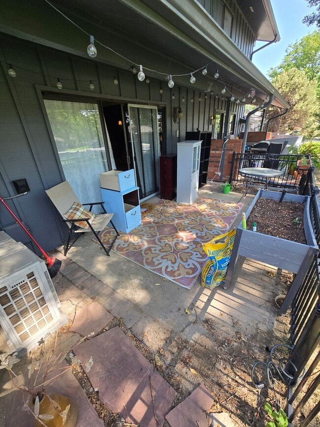 Building Photo - 1541 Adriel Ct