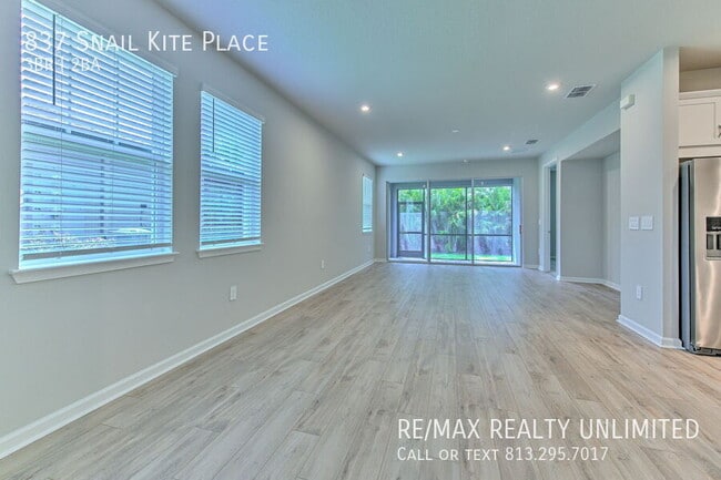 Building Photo - 837 Snail Kite Pl