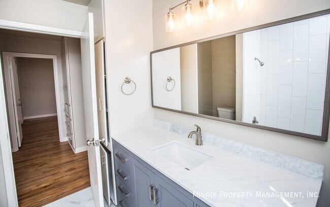 Building Photo - 4309 32nd St