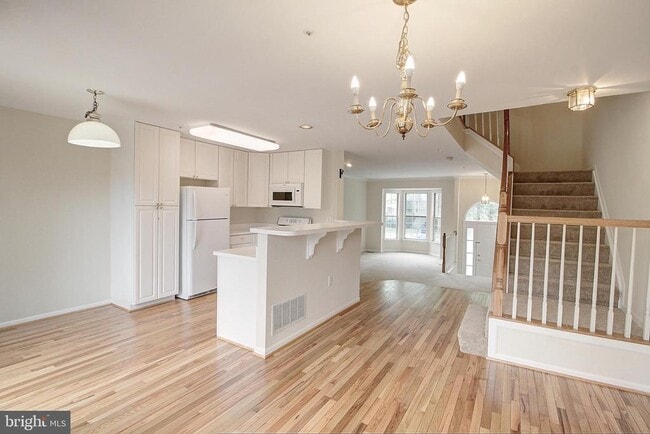 Building Photo - 925 Jubal Way