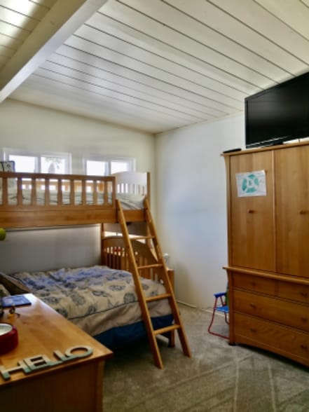 Building Photo - 1670 Seacoast Dr