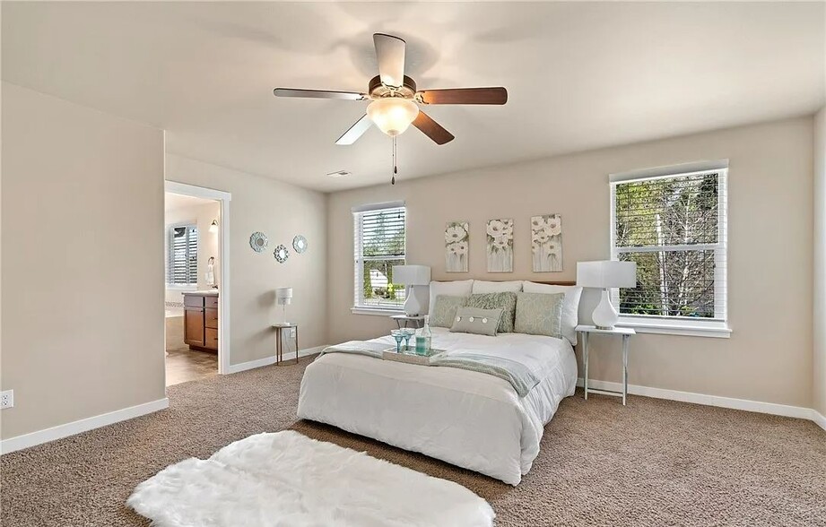 Building Photo - 1621 Bellerive Way SE